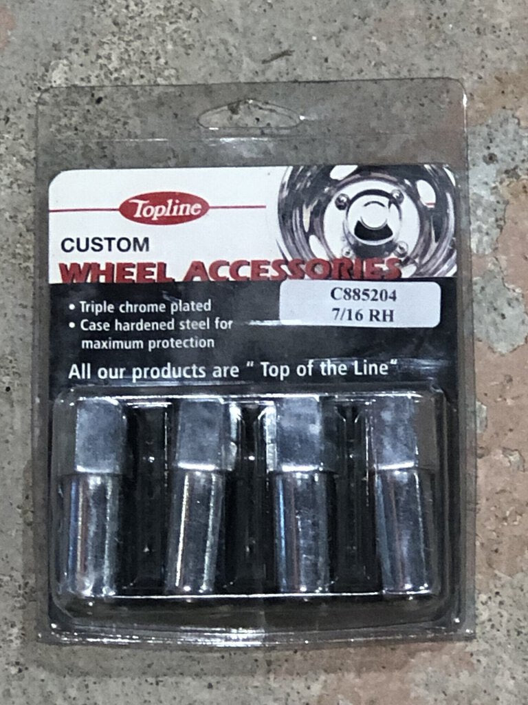 Lug Nut 4-Pack