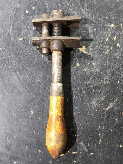 Screw Adjust Axle Nut Wrench