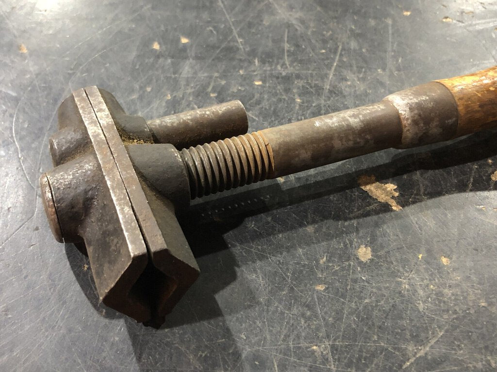 Screw Adjust Axle Nut Wrench