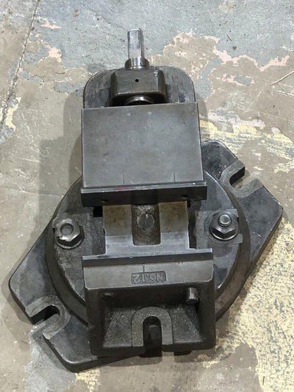 Machine Swivel Vise