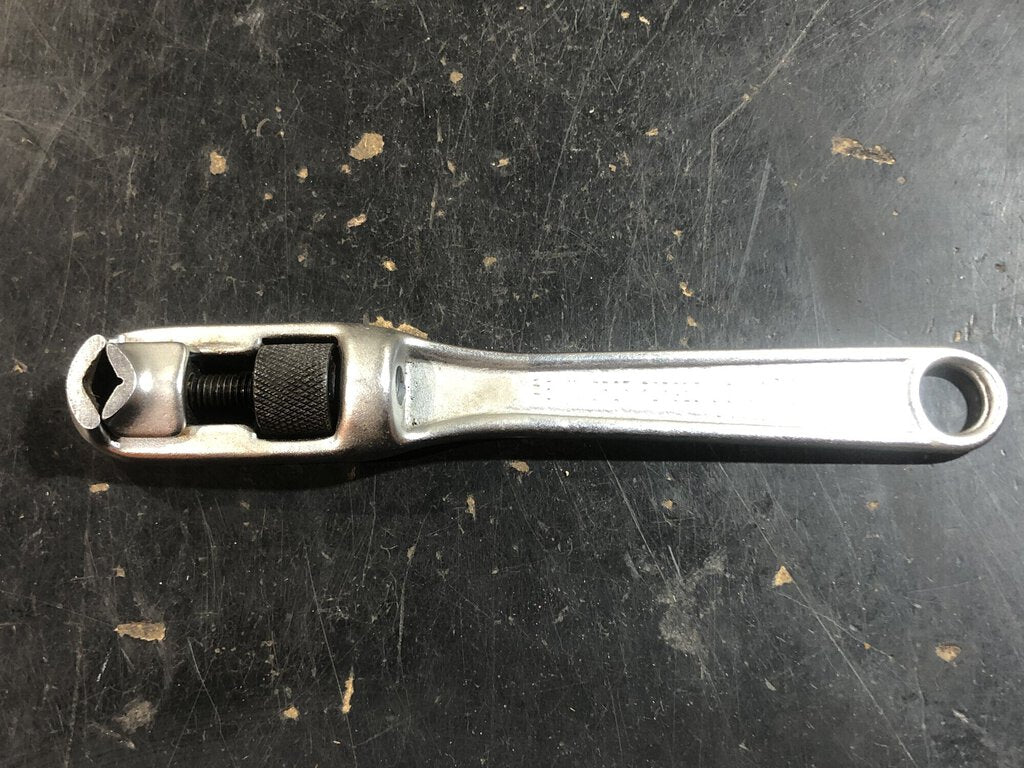Adjustable Box Wrench