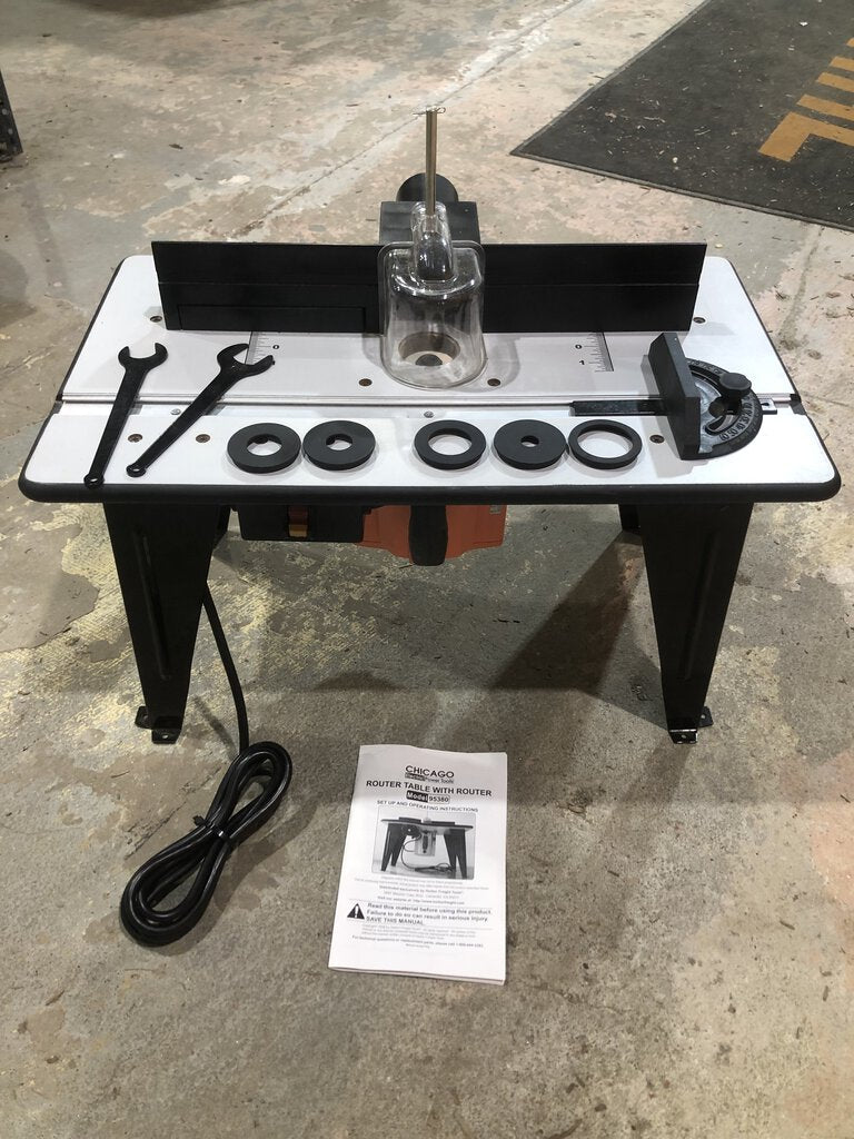 Benchtop Router Table with Router