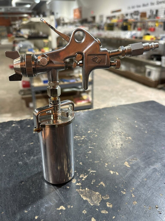 Siphon-Feed Spray Gun