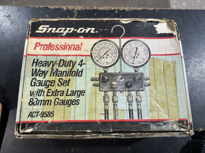 Heavy-Duty 4-Way Manifold Gauge Set With Extra-Large 88mm Gauges