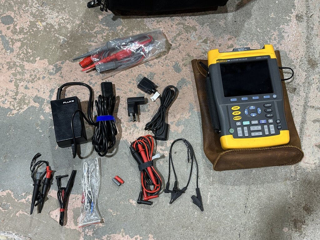 ScopeMeter Color 200MHz Handheld Oscilloscope Kit