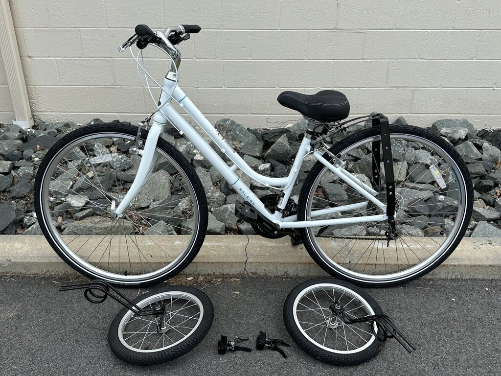 Step-Through Comfort Hybrid Bicycle