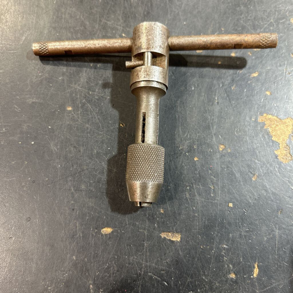 Ratcheting Tap wrench