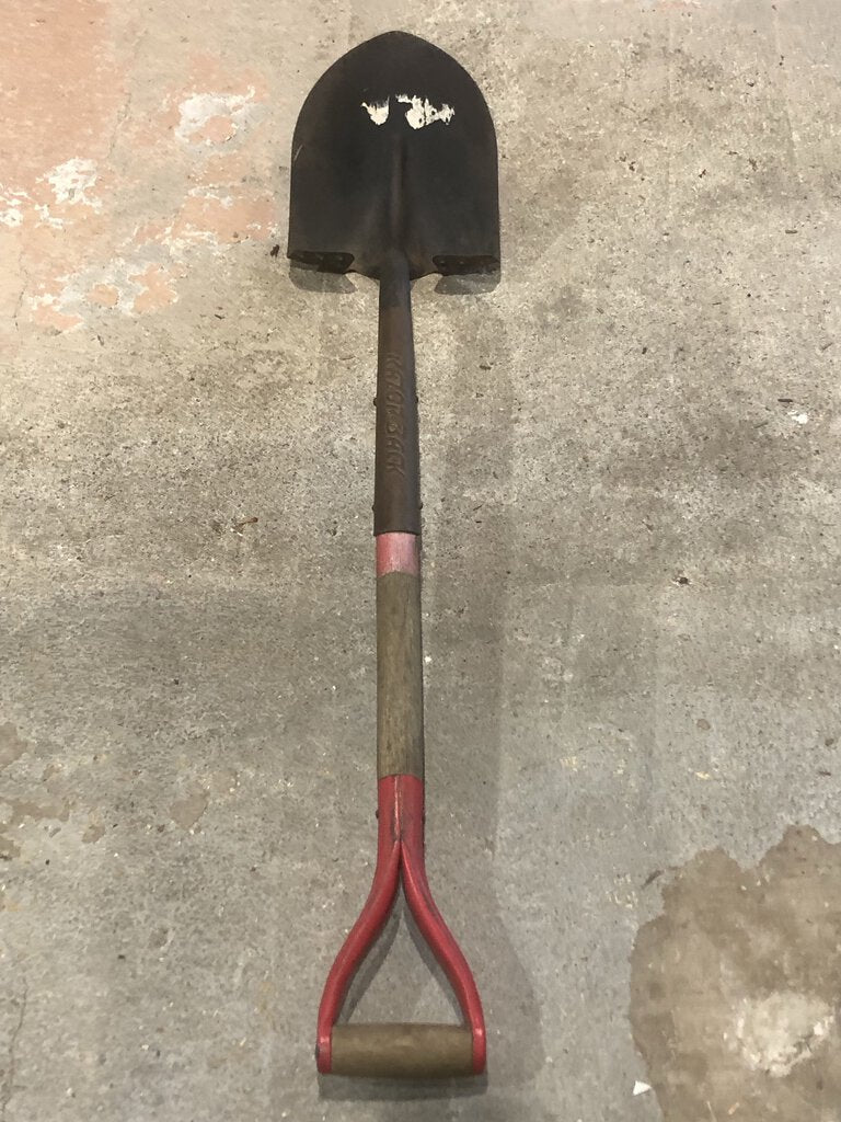 Wood D-Handle Digging Shovel