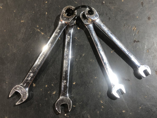 Ratcheting Combination Wrench Set