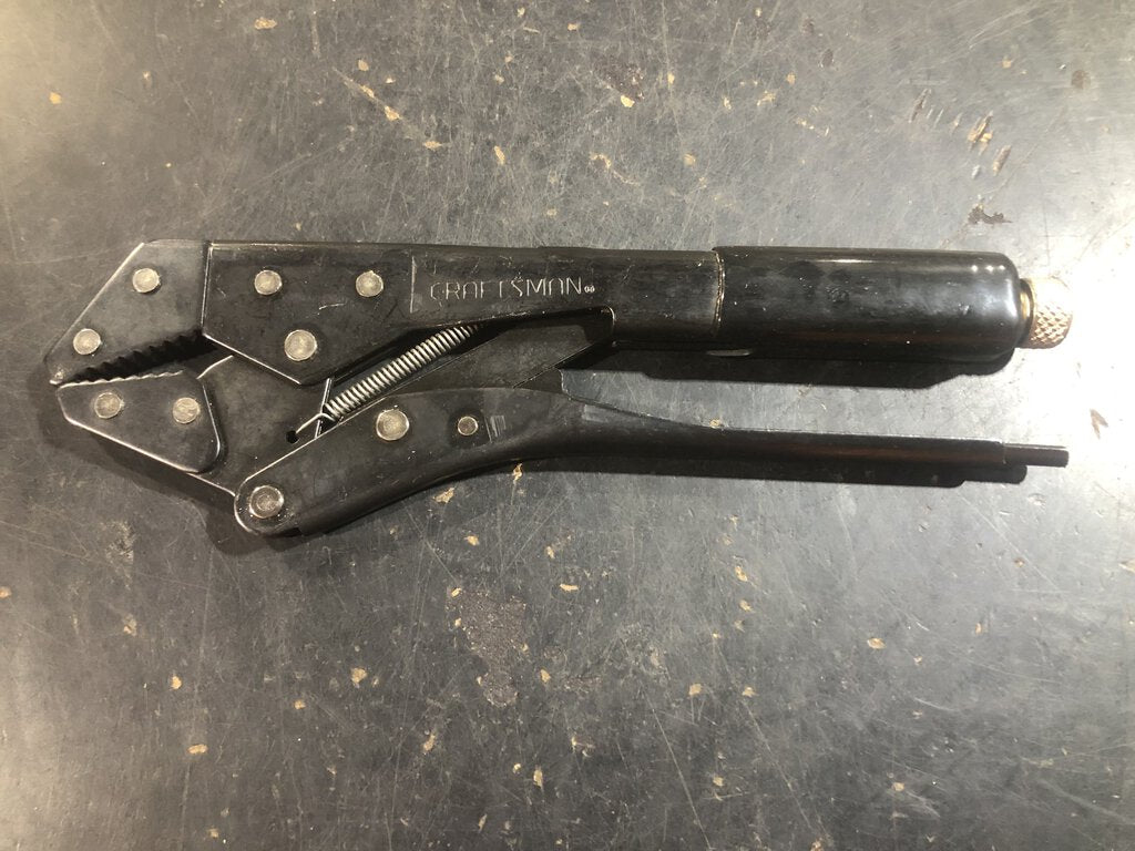 Straight Jaw Locking Pliers