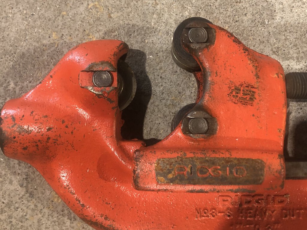 Heavy Duty Pipe Cutter