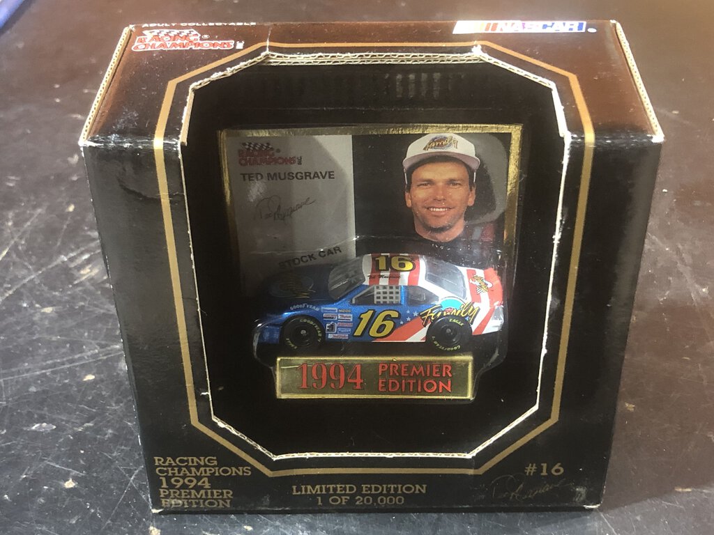 1:64 Scale Die Cast Car