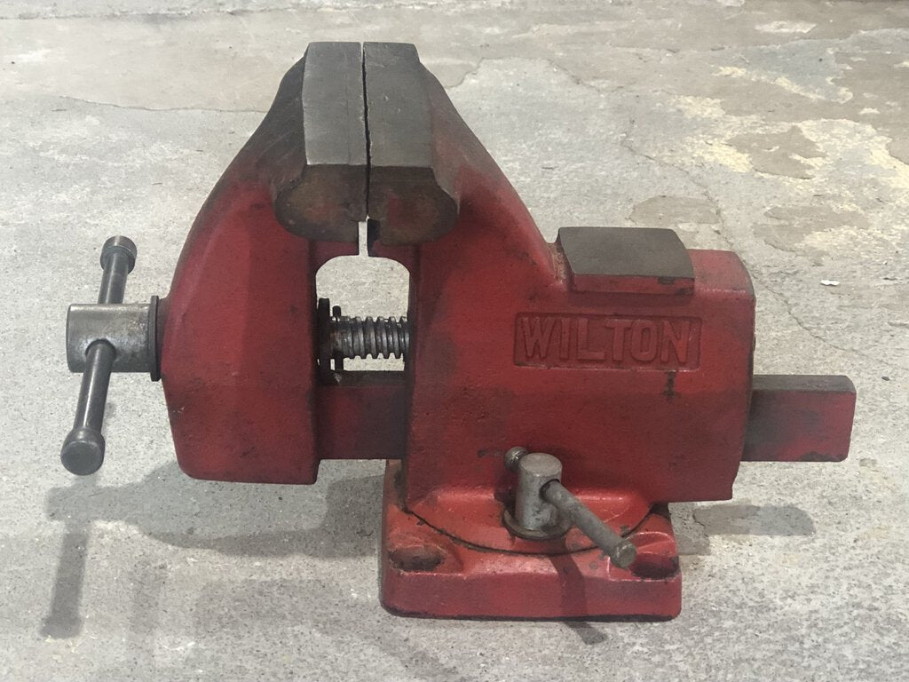 Heavy Duty Swivel Bench Vise