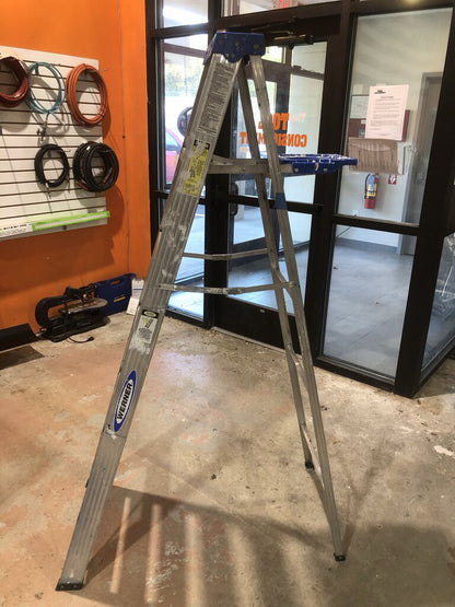 Aluminum Step Ladder