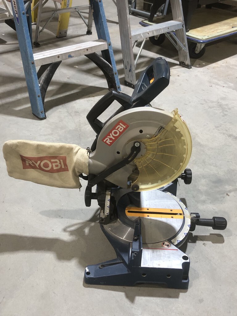 Compound Miter Saw