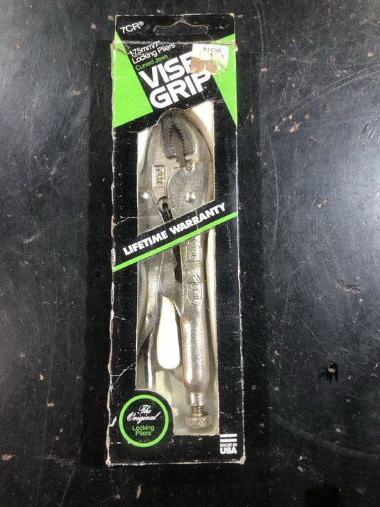 Curved Jaw Locking Pliers