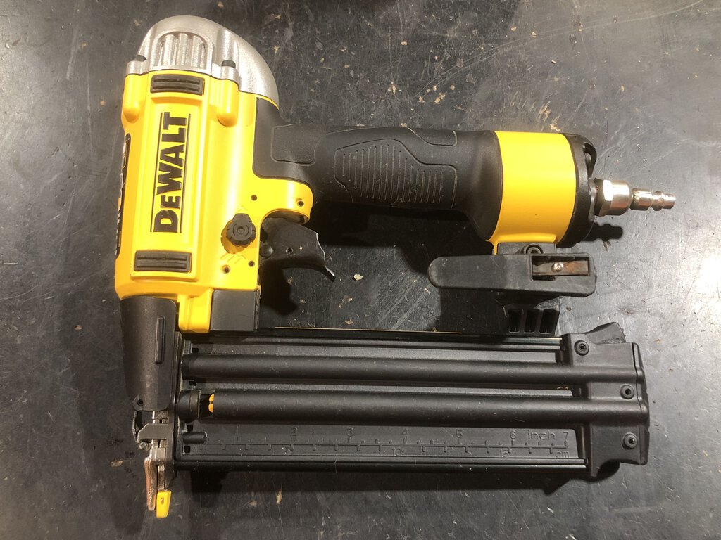 Precision Point Pneumatic Brad Nailer