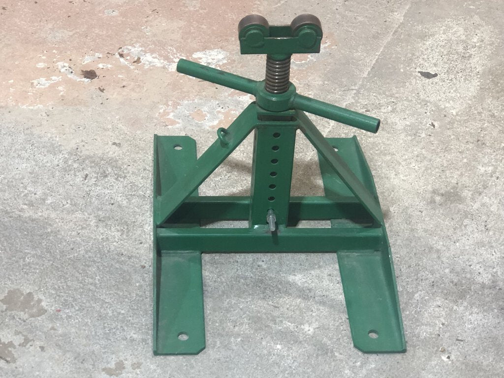 Screw Type Reel Stand