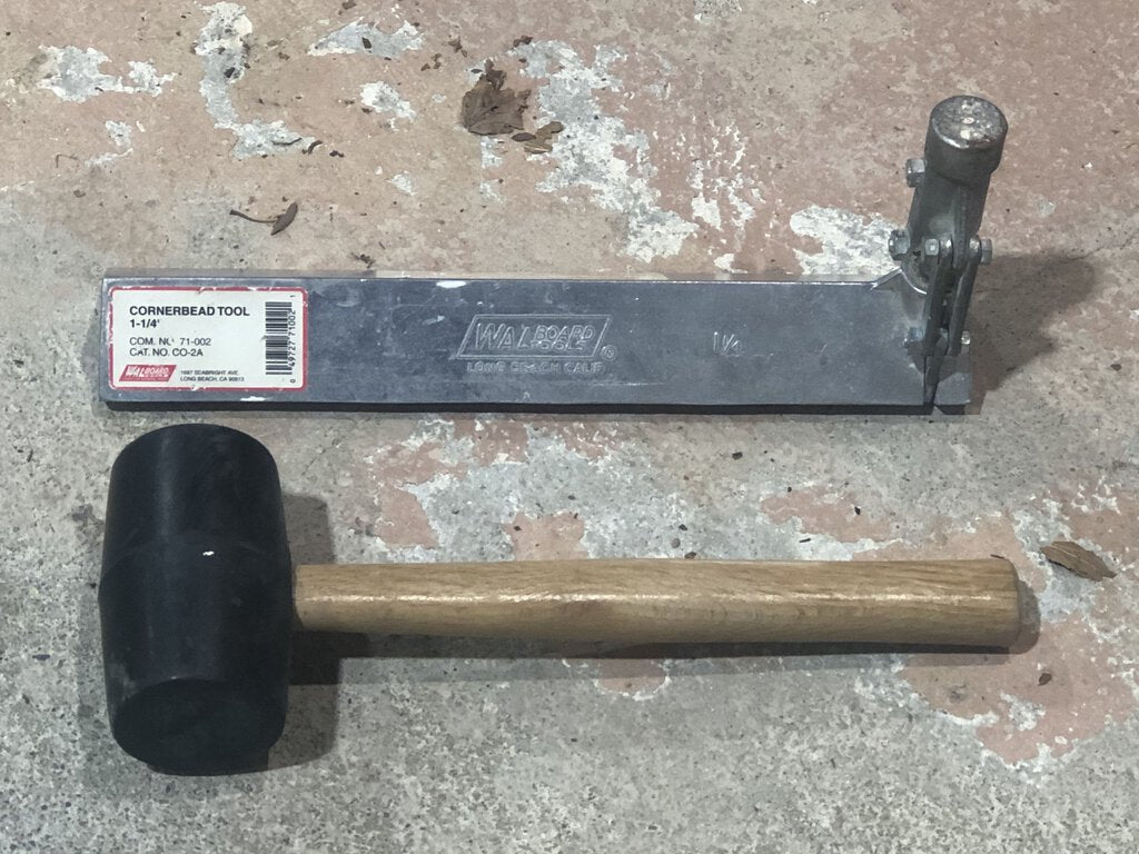 Cornerbead Tool with Mallet