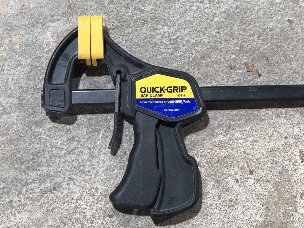 One Handed Bar Clamp