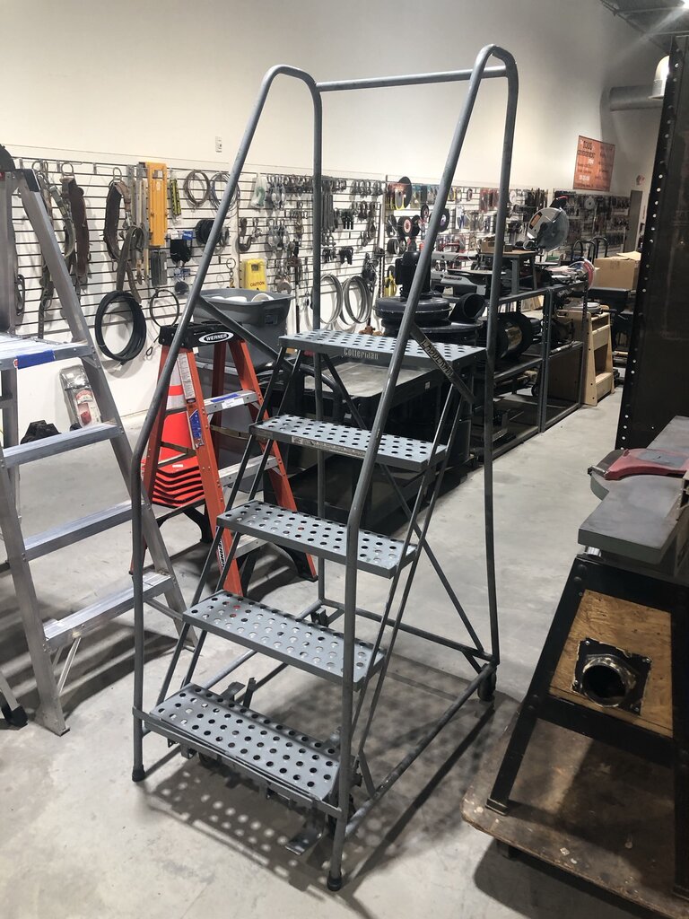Rolling Ladder