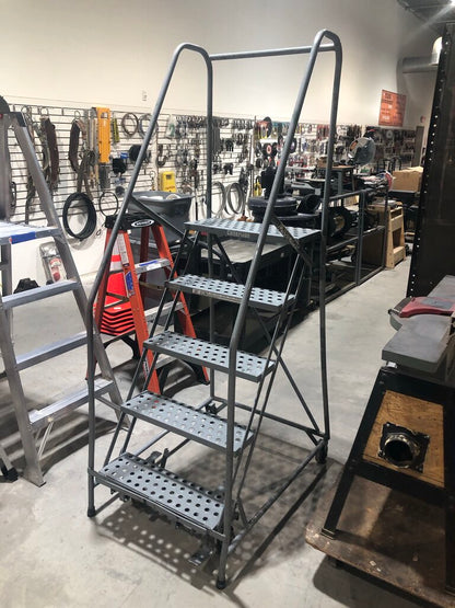 Rolling Ladder