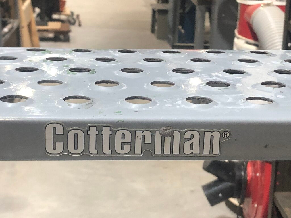 Rolling Ladder