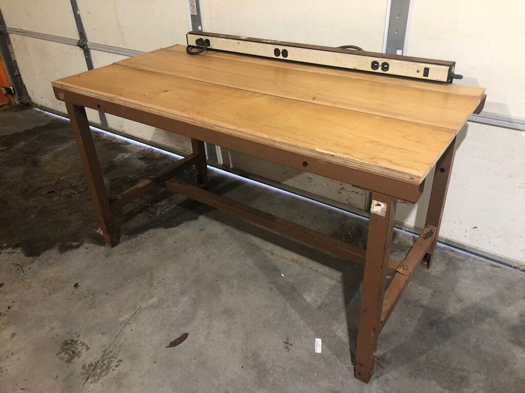 Shop Table