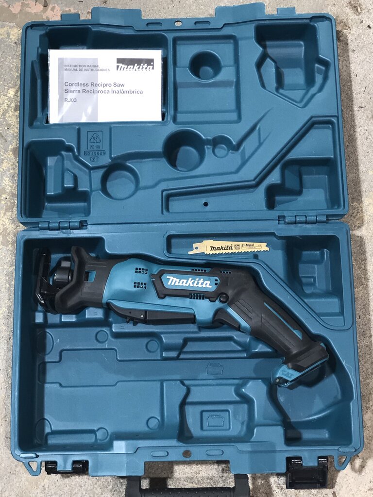 Cordless Reciprocating Saw