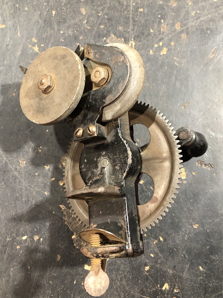 Double Grinding Wheel Knife Sharpener