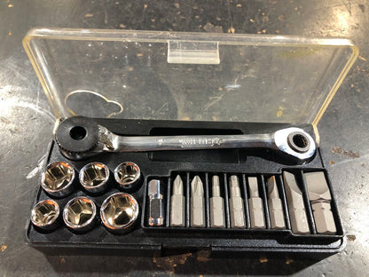 Ratcheting Combination Wrench Set