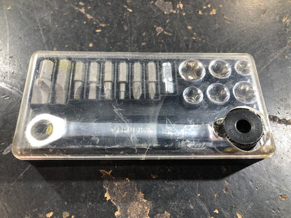 Ratcheting Combination Wrench Set
