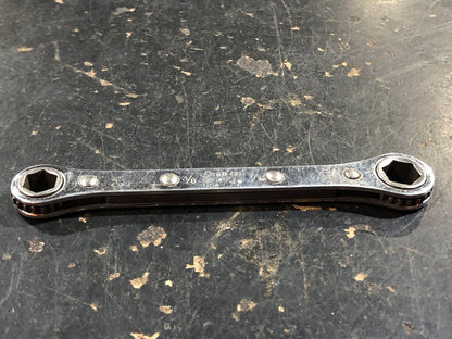 Ratcheting Box Wrench