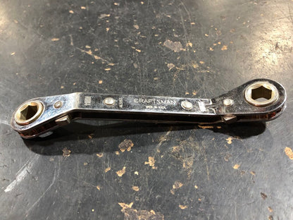 Ratcheting Offset Box Wrench
