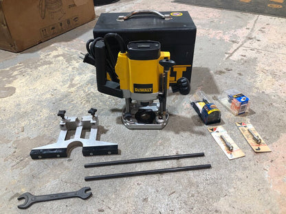 Corded Plunge Cut Router Kit