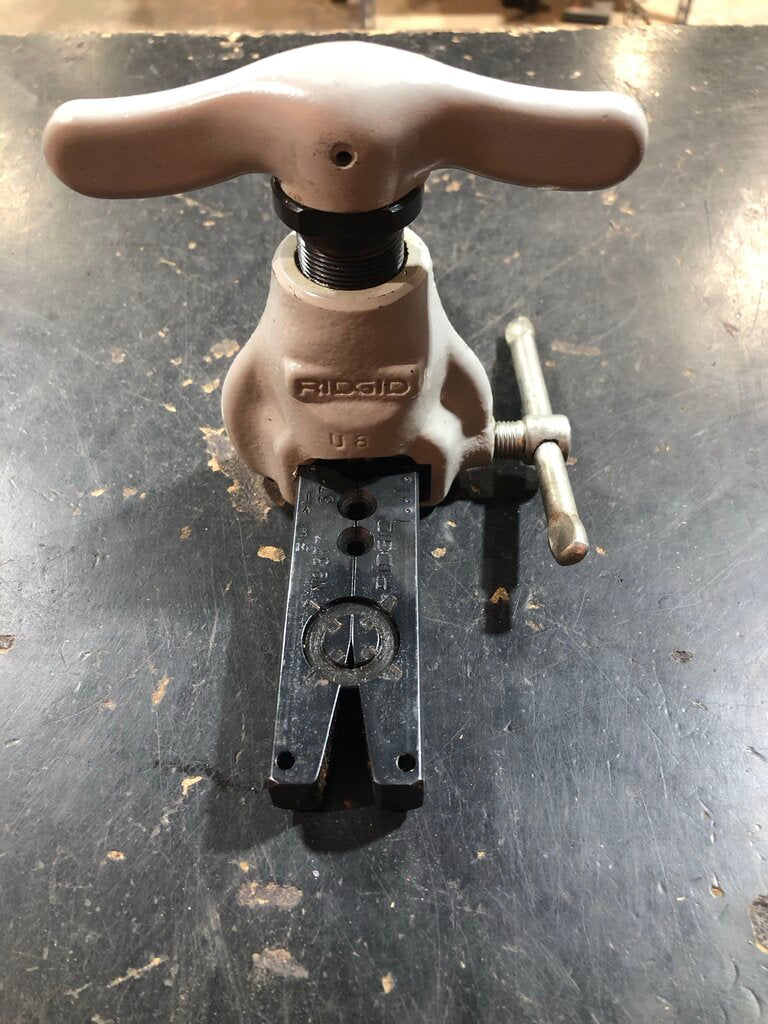 Pipe Flaring Tool