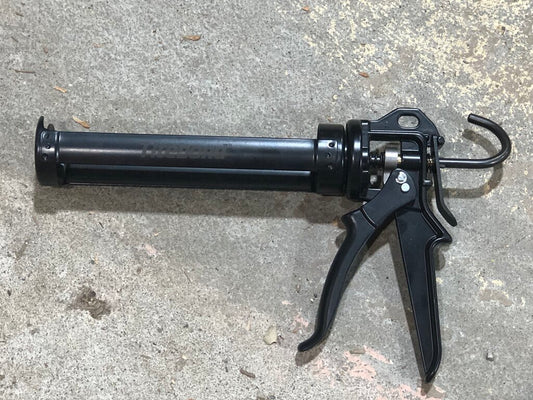 25:1 Caulking Gun