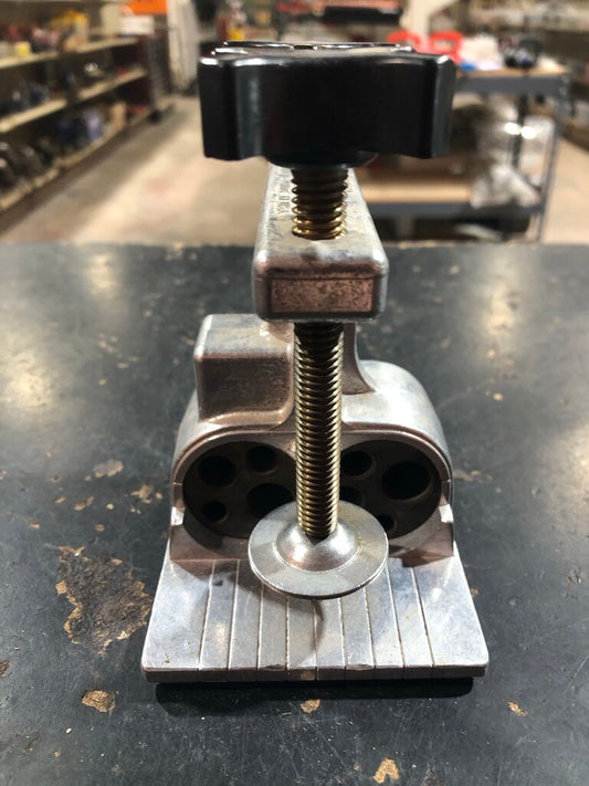 Self-Aligning Doweling Jig