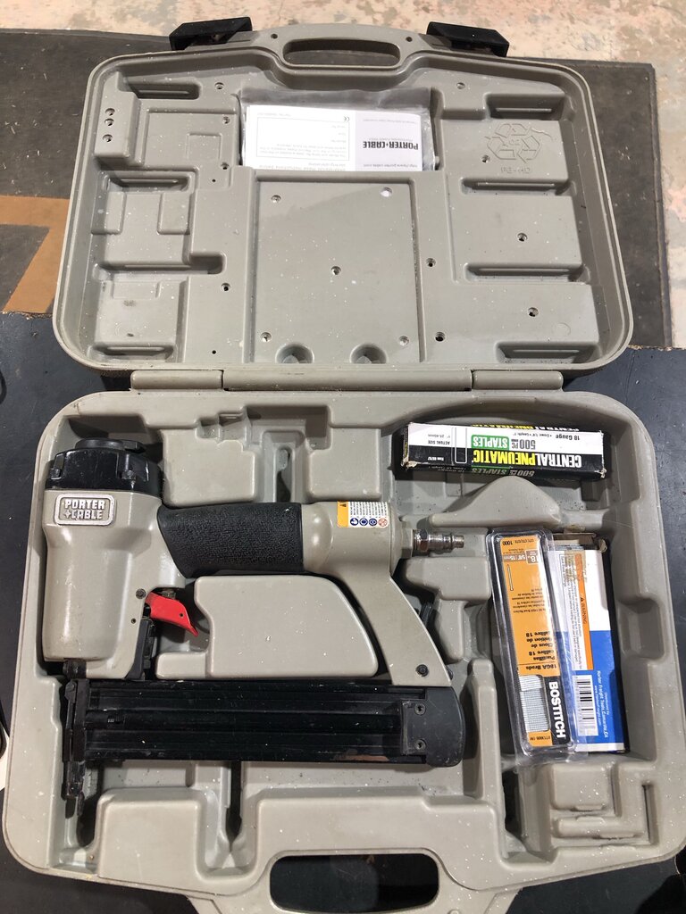 Pneumatic Brad Nailer