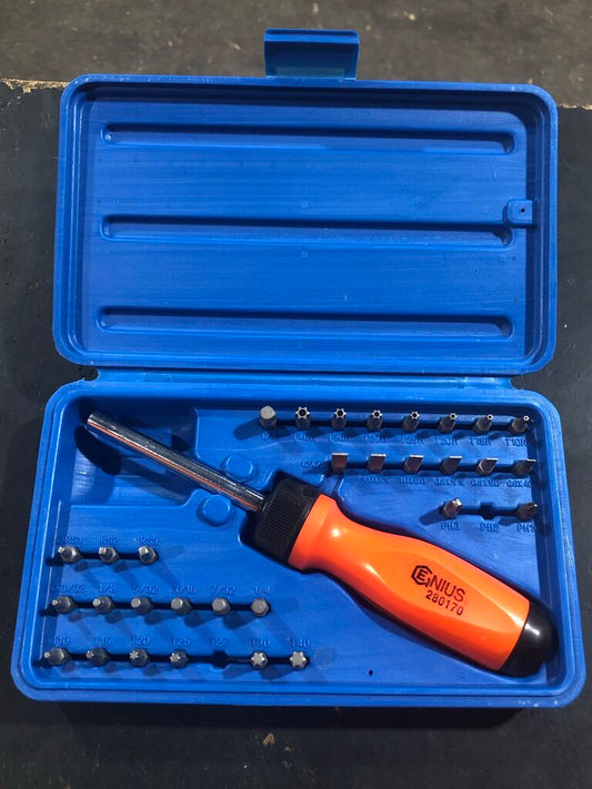 Ratcheting Screwdriver Kit