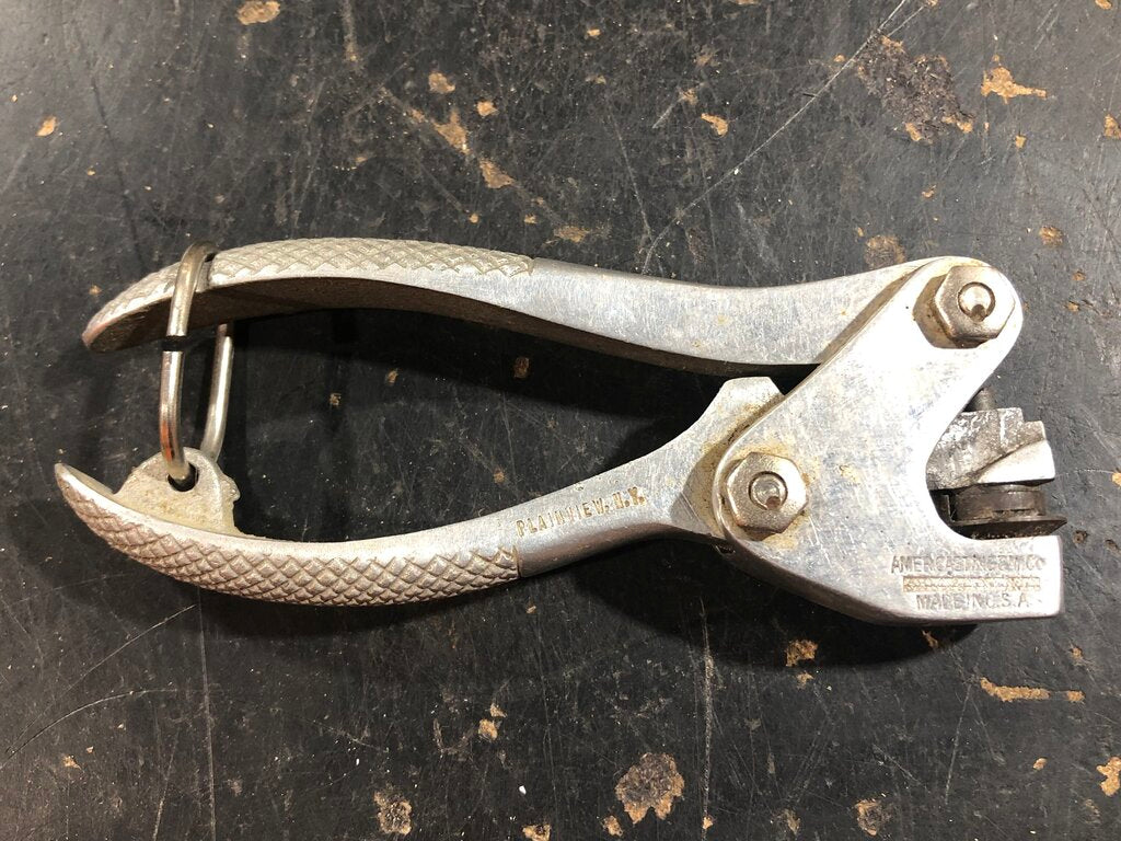Press Seal Tool