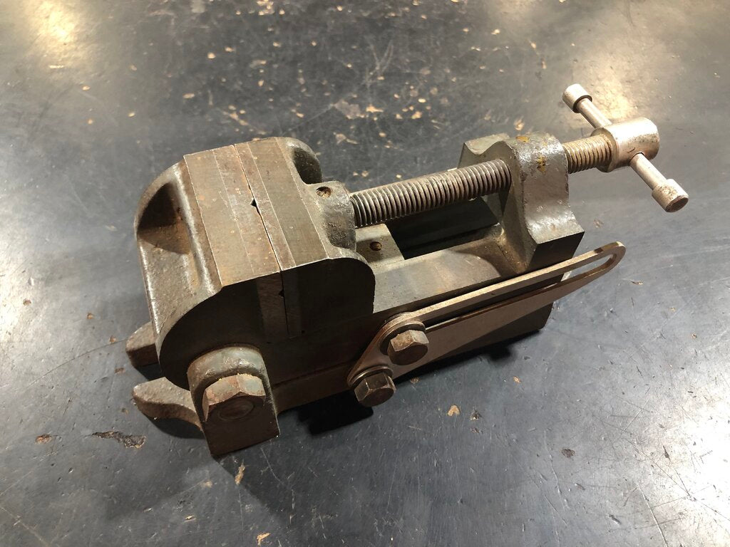 Adjustable Angle Vise