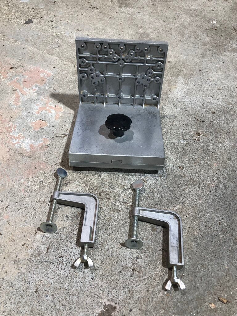 Universal Jig For Table Saw