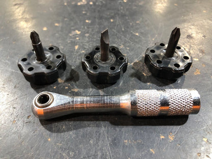 Roller Ratcheting Right Angle Screwdriver Set