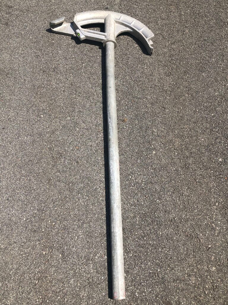 Hand-Held Conduit Bender