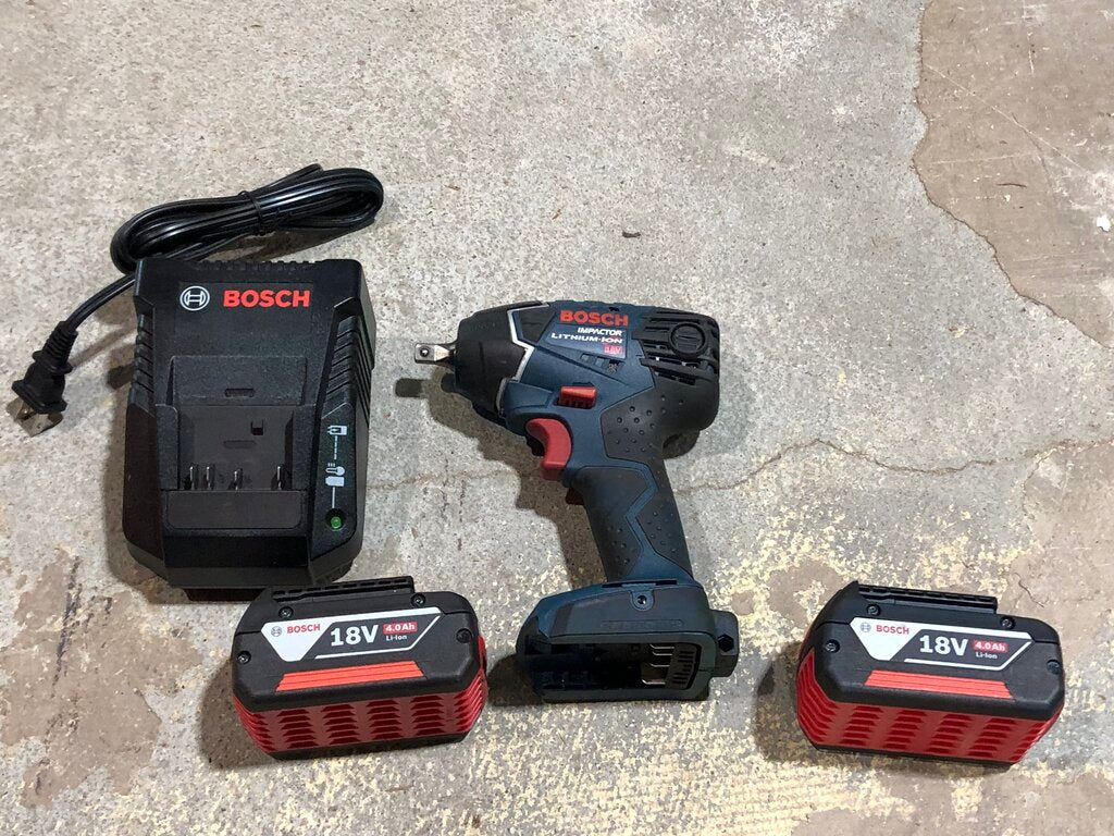 Cordless Impact Wrench Kit