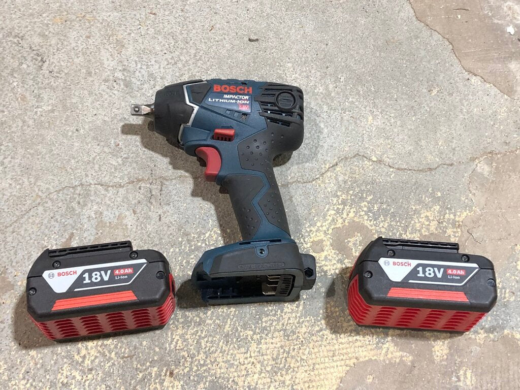 Cordless Impact Wrench Kit