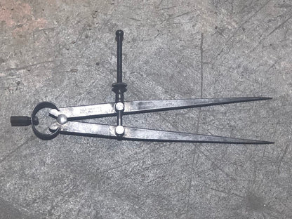 Flat Leg Divider