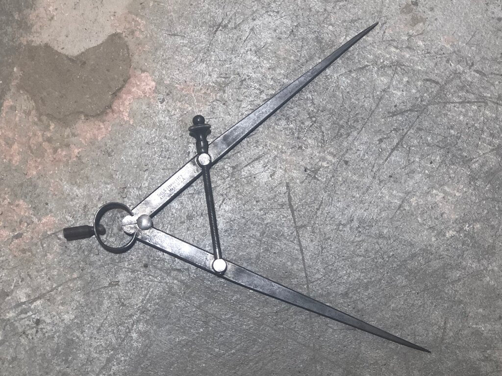 Flat Leg Divider