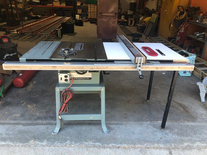 Contractors' Table Saw